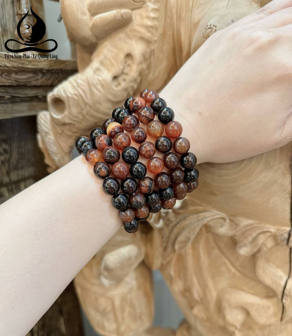 VÒNG TAY ĐÁ MÃ NÃO 12 LY ĐEN ĐỎ